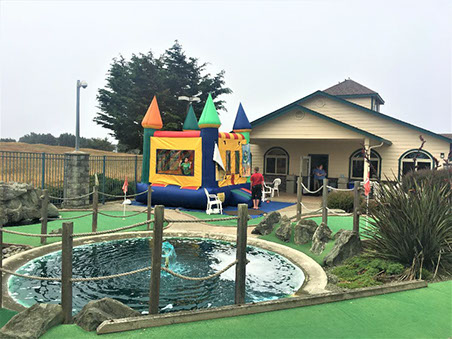photo of the course at Ed's Mini Golf and Arcade in Fort Bragg CA